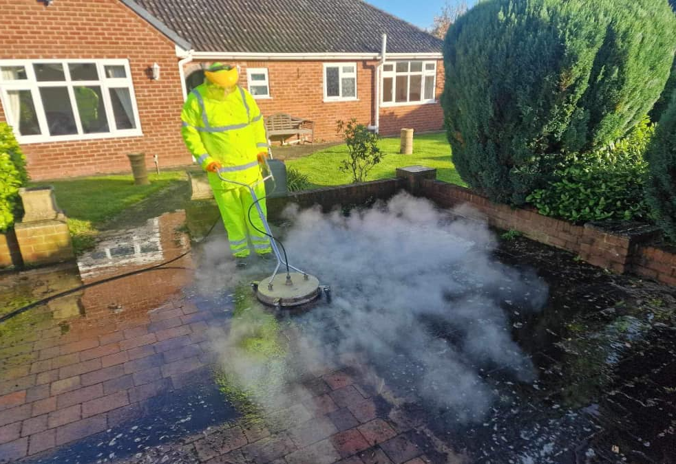 Driveway cleaning in Walsall – before and after, image 1